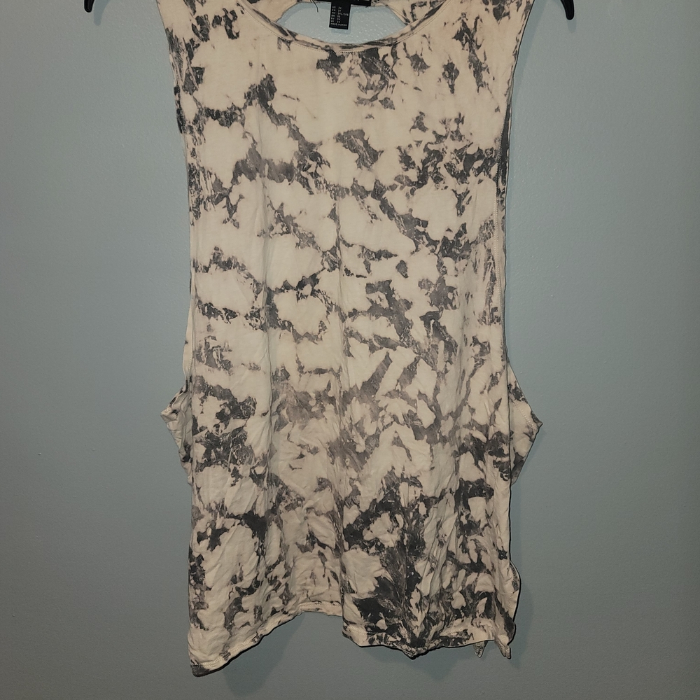 Forever 21 Monochrome Tie-Dye Tank Top